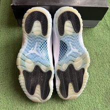 Load image into Gallery viewer, Jordan Legend Blue 11s Size 9
