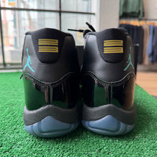 Load image into Gallery viewer, Jordan Gamma 11s Size 8
