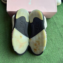 Load image into Gallery viewer, Jordan Pink 5s Size 9.5
