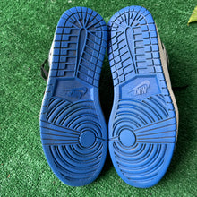 Load image into Gallery viewer, Jordan Royal Toe 1s Size 10.5
