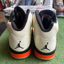 Load image into Gallery viewer, Jordan Shattered Backboard 5s Size 10
