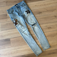 Load image into Gallery viewer, Amiri Denim Size 34
