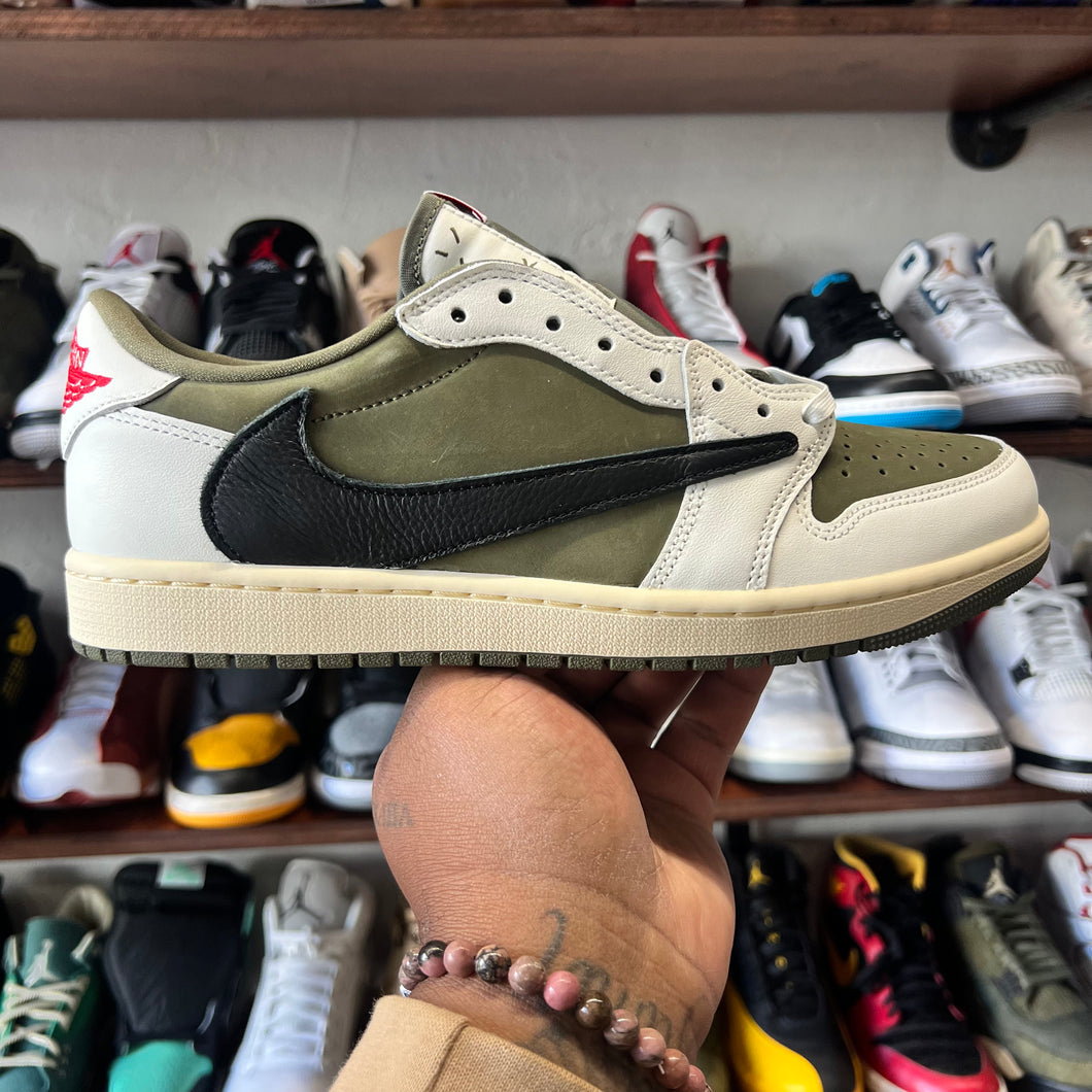 Jordan Travis Scott Medium Olive Low 1s