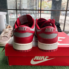 Load image into Gallery viewer, Nike UNLV Low Dunks Size 9
