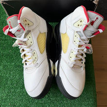 Load image into Gallery viewer, Jordan Silver Tongue Fire Red 5s Size 9.5

