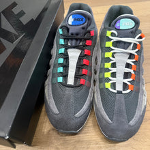 Load image into Gallery viewer, Nike Big Bubble Greedy Air Max 95s Size 12
