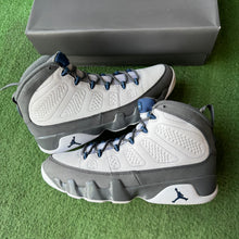Load image into Gallery viewer, Jordan Flint 9s Size 10
