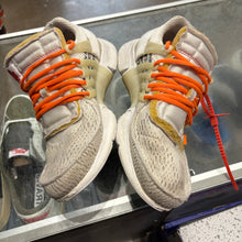 Load image into Gallery viewer, Nike Off White Prestos Size 11
