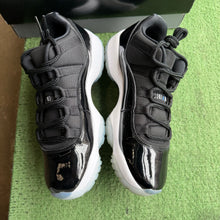 Load image into Gallery viewer, Jordan Space Jam Low 11s Size 8.5
