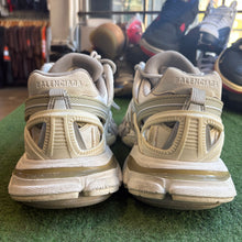 Load image into Gallery viewer, Balenciaga Track 2s Size 42
