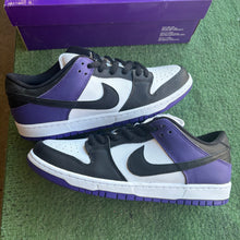 Load image into Gallery viewer, Nike SB Court Purple Low Dunks Size 10.5
