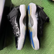 Load image into Gallery viewer, Jordan Space Jam 11 Lows Size 10.5

