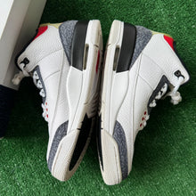 Load image into Gallery viewer, Jordan Denim 3s Size 8
