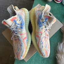 Load image into Gallery viewer, Adidas Yeezy MX Oat 350V2s Size 12
