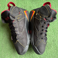 Load image into Gallery viewer, Jordan Citrus 7s Size 7Y
