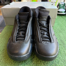 Load image into Gallery viewer, Jordan Defining Moment Last Shot 14s Size 10

