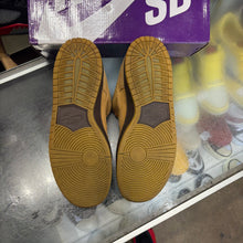 Load image into Gallery viewer, Nike Wheat Low Dunks Size 10.5
