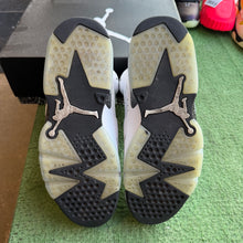 Load image into Gallery viewer, Jordan Oreo 6s Size 9
