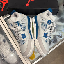 Load image into Gallery viewer, Jordan Military Blue 4s Size 8.5
