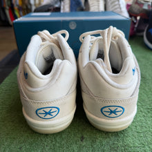 Load image into Gallery viewer, Adidas Bad Bunny 1.0s Size 8
