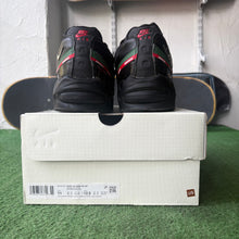 Load image into Gallery viewer, Nike UNDFTD Air Max 95s Size 11

