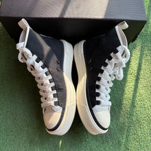 Load image into Gallery viewer, Amiri Highs Size 7
