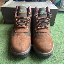 Load image into Gallery viewer, Timberland Beef And Broccoli Field Boots Size 8
