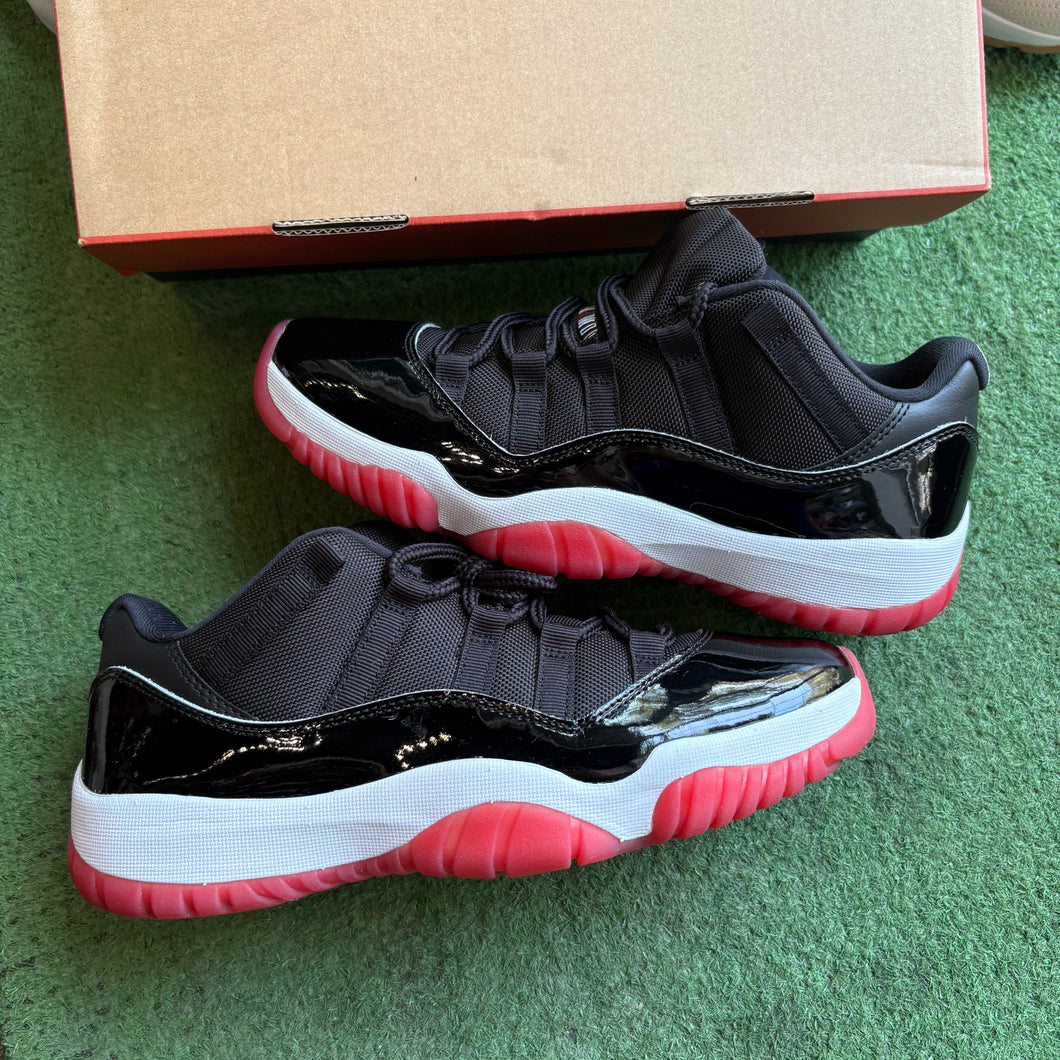 Jordan Bred Low 11s Size 8.5