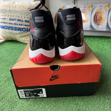 Load image into Gallery viewer, Jordan Bred 11s Size 12

