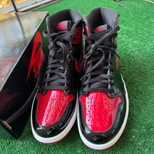 Load image into Gallery viewer, Jordan Patent Bred 1s Size 13
