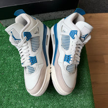 Load image into Gallery viewer, Jordan Military Blue 4s Size 9
