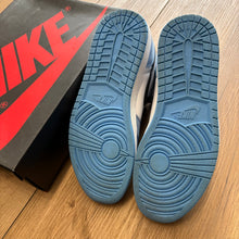 Load image into Gallery viewer, Jordan University Blue 1s Size 10.5
