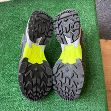 Load image into Gallery viewer, Valentino Lows Size 46
