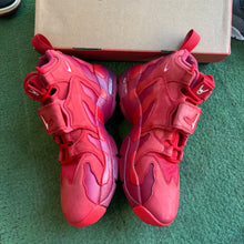 Load image into Gallery viewer, Nike Air DT Max 96s Size 9
