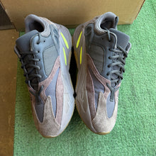Load image into Gallery viewer, Adidas Yeezy Mauve 700s Size 12.5
