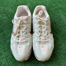 Load image into Gallery viewer, Nike P-6000s Size 12
