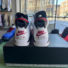 Load image into Gallery viewer, Jordan Carmine 6s Size 10.5
