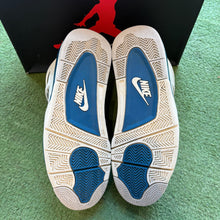 Load image into Gallery viewer, Jordan Military Blue 4s Size 9.5
