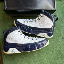 Load image into Gallery viewer, Jordan Pearl Blue 9s Size 12
