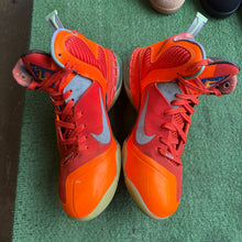 Load image into Gallery viewer, Nike LeBron Big Bang 9s Size 10.5
