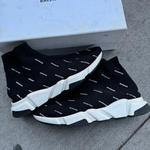 Load image into Gallery viewer, Balenciaga Speed Trainers Size 12
