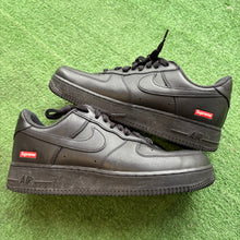 Load image into Gallery viewer, Nike Supreme Air Force 1s Size 8.5
