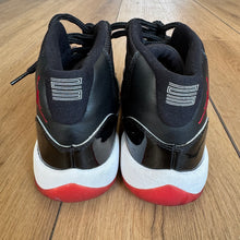 Load image into Gallery viewer, Jordan Bred 11s Size 6Y
