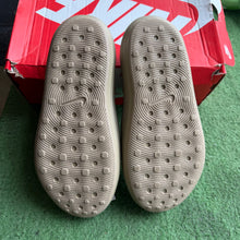 Load image into Gallery viewer, Nike Khaki ReactX Rejuven8 Size 9
