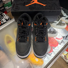 Load image into Gallery viewer, Jordan Fear 3s Size 6.5Y
