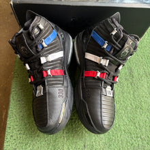Load image into Gallery viewer, Nike LeBron Barbershop 3s Size 9
