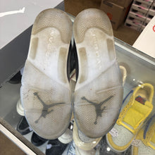 Load image into Gallery viewer, Jordan Wolf Grey 5s Size 8
