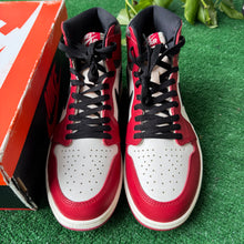 Load image into Gallery viewer, Jordan Lost and Found 1s Size 11.5
