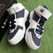 Load image into Gallery viewer, Nike Lebron Midnight Navy 2s Size 11.5
