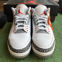 Load image into Gallery viewer, Jordan Fire Red 3s Size 11
